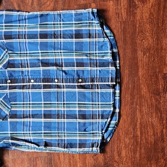 Old Navy button-down dress shirt size large for men. 100% cotton. Western fit - Picture 8 of 15